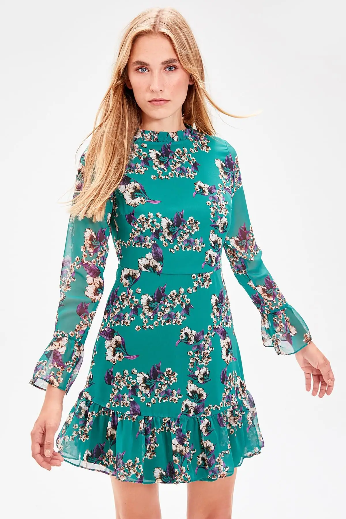 

Trendyol Emerald green Flower Pattern Dress TCLAW19LJ0076