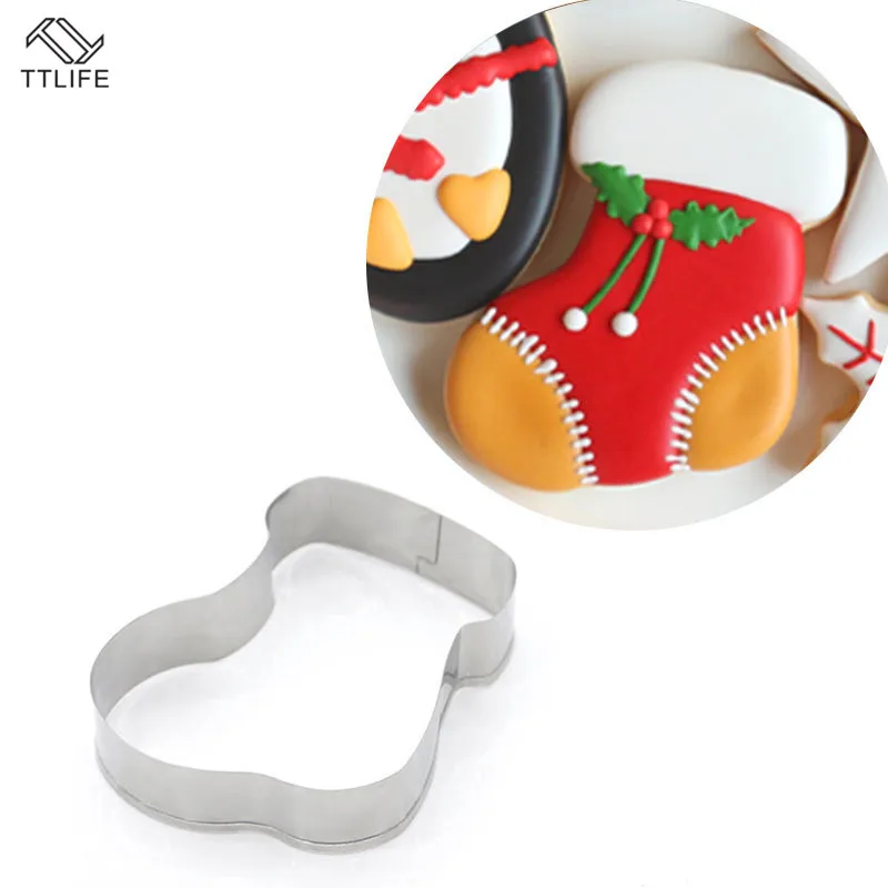 

New Christmas Cookie Cutter Tools Aluminium Alloy Gingerbread Men Shaped Holiday Biscuit Mold Kitchen Cake Decorating Tools