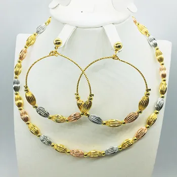 

The new wholesale fashion jewellery set is brighter dubai gold jewellery for women's anniversary parties and birthday trips