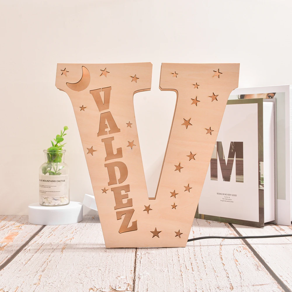 nome personalizado decoração da parede led night light personalizado letras oco com estrelas lâmpada de madeira para casais família quarto dos miúdos