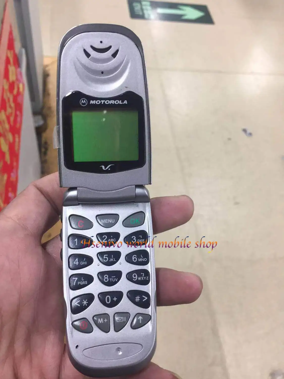 V8088 разблокированный телефон Motorola Flip V8088 мобильный телефон один год гарантии
