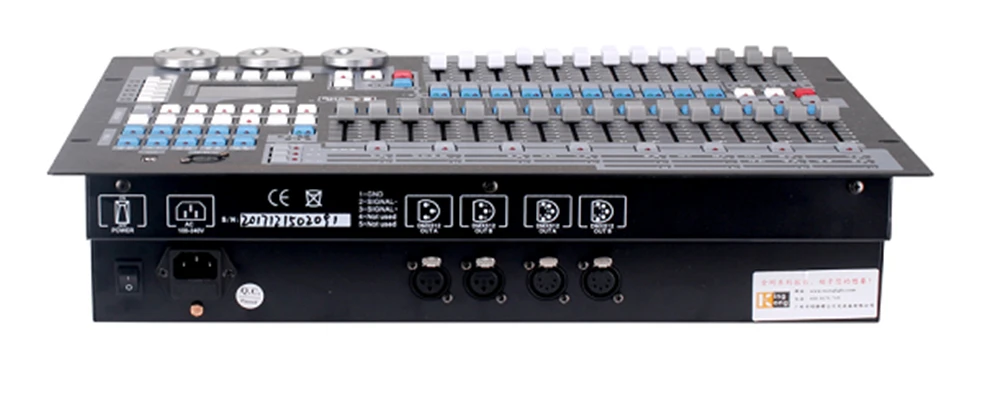 1024 Console02