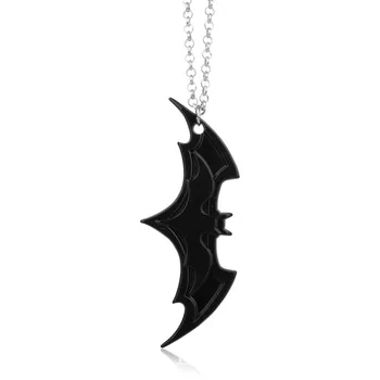 

DC Batman Logo Necklaces Anime Batman v Superman Batman Metal Key Chains Bat Darts Necklace Pendants Accessories Figure Toy Gift