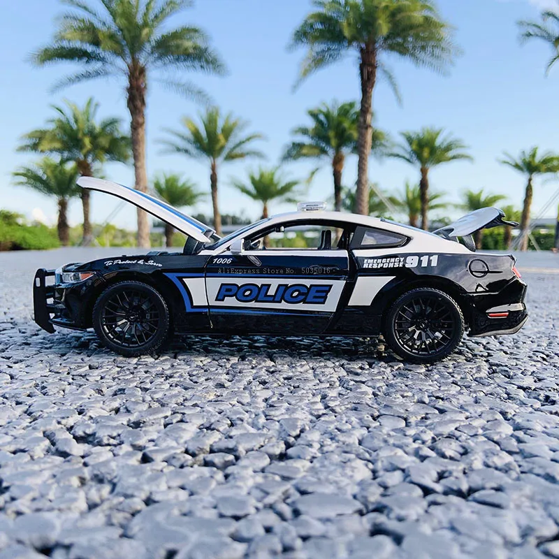 Maisto-フォードマスタングgt警察車モデル,1:18,2015,警察,鋳造
