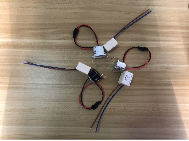 Description Picture 4 of itemMini Spot Led Downlight 220V 1.5W 3W 12V 24V Recessed Led Light Dimmable Jewelry Cabinet Ceiling Spotlight Plant Grow