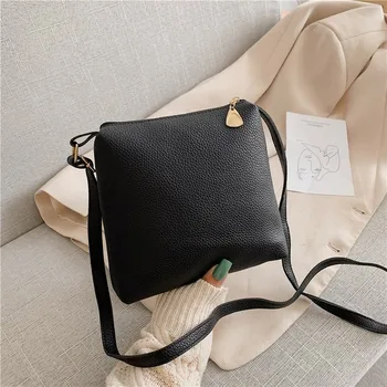 

2020 New Women's Handbag Fashion Compartment Large Capacity Women's Shoulder Bag Messenger Bag Handbag Small Square Bag