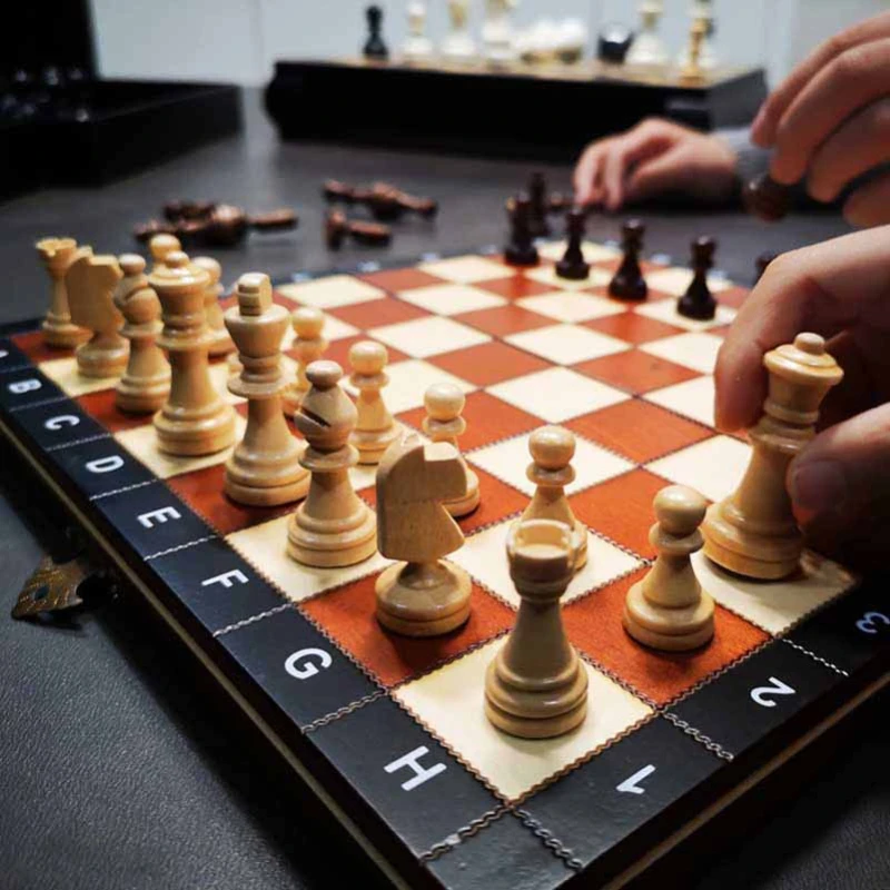 Magnetic Wooden Chess Set Luxury Handmade Solid Wood Chess Pieces Adult Children Puzzle Travel Board Games Family Table Games