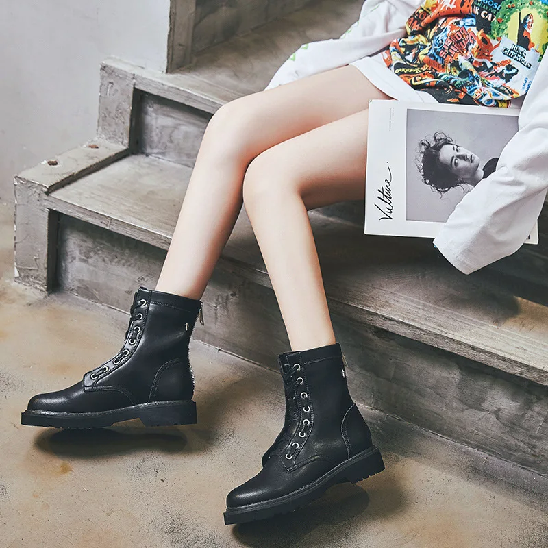 

2019 WOMEN'S Boots Autumn New Style Single Boots Genuine Leather Martin Boots Casual Tube WOMEN'S Boots Flat Lace-up Easy-matchi