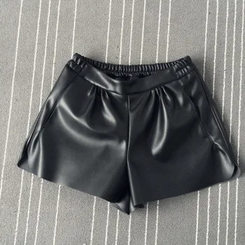 

New Summer Women Elastic Waist Pu Leather Black Shorts Female Celebrity Same Loose Fashion Women Casual Shorts