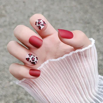 

24pcs/box Red Frosted Texture Leopard Pattern Detachable Sexy Red Fake Nails with Glue Suitable Girls Summer Beach Decor TN