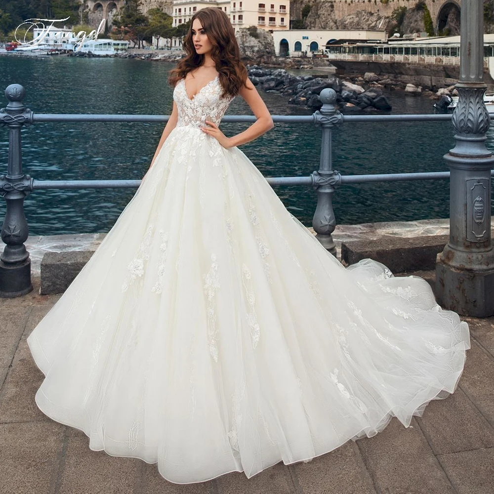 Traugel Sexy V Neck Ball Gown Lace Wedding Dress Elegant Sleeveless Backless Bead Bridal Dress Long Train Wedding Gown Plus Size Traugel Sexy V Neck Ball Gown Lace Wedding Dress Elegant Sleeveless Backless Bead Bridal Dress Long Train Wedding Gown Plus Size