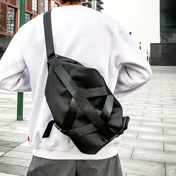 

2020 NEW Original Design Fashion Street Messenger Bag Shoulder Bag &Oxford Fabric Material Width 50cm Height 30cm Thickness 10cm