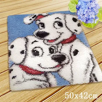 

Pulaqi Animal Carpet Embroidery Cartoon Smyrna Latch Hook Kits DIY Button Cushion Animals Needlework Mat Klink Haak Kussen Bloem