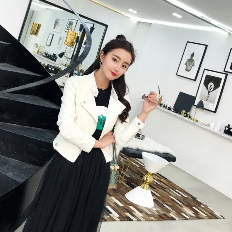 

2020 New Women Spring Autumn Pu Leather Jacket White Short Coat Slim Fit Motorcycle Leather Jacket Casual Slim Fit Coats Outwear