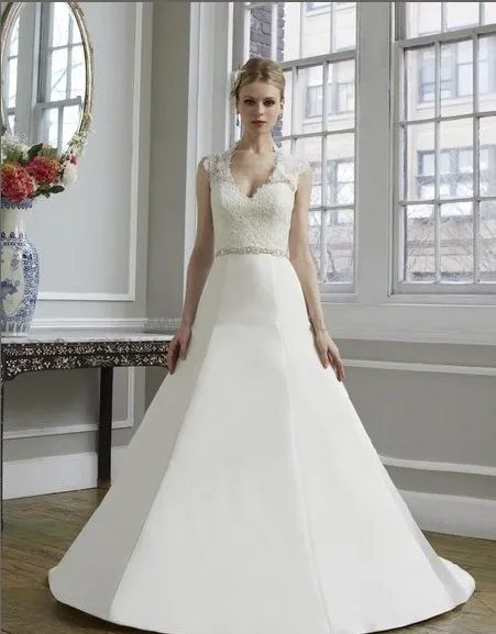 

2016 elegant satin Queen Anne build-up keyhole back Buttons run along train hand-detailed beaded sash wedding dress bridal gown