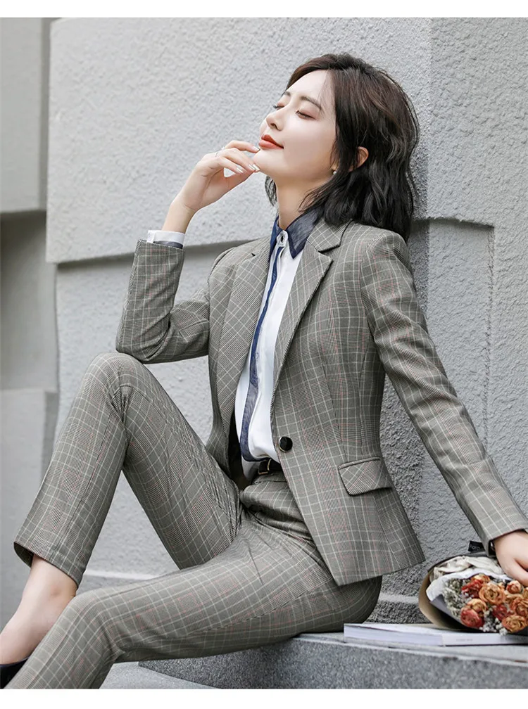 Ladies suit autumn and winter new casual plaid long-sleeved suit fashion elastic waist pants set two-piece temperament women
