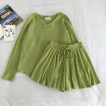 

Fashion Sportsuits Suits New Spring Autumn New Korean Women Loose V-neck T-shirt + Wide Leg Skirt Pants Two-piece Set Outfit