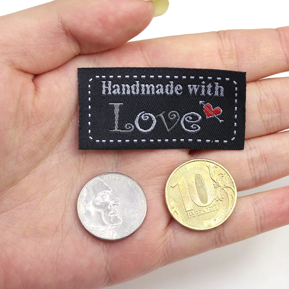 Description Picture 4 of item50Pcs Hand Made With Love Cloth Tags Handmade Labels For Clothes Sewing Label Tag DIY Hat/Gift/Bag Garment Accessories 50x25MM