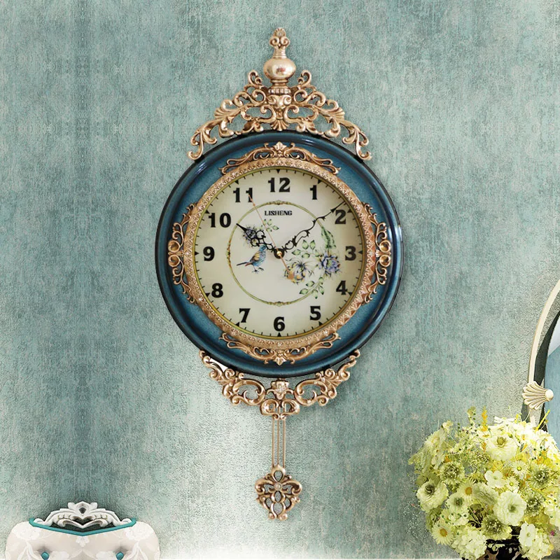 Large Mute Flower Carving Pendulum Wall Clock