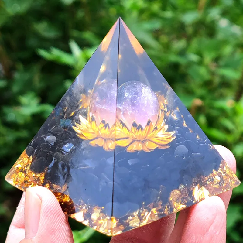 Orgone Pyramidale de 5cm - Naissance de la vie