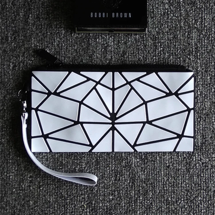 3555497496_496033089