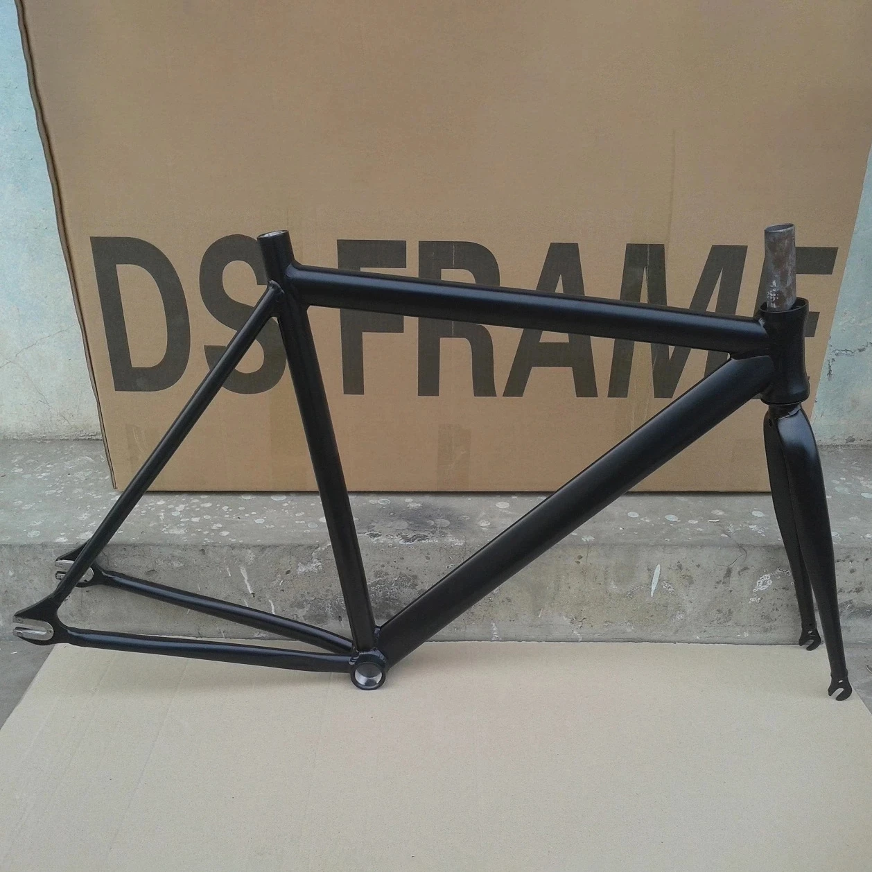 700c Fixed Gear Bike Frame Aluminum Alloy Front Fork Fixie Bicycle