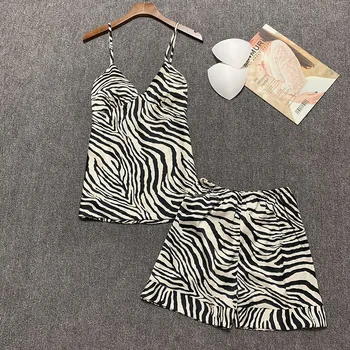 

Women's Stripe Printed Pajamas Sets with Shorts Satin Summer Pyjama Nightwear Pajamas for Female with Chest Pad Home Clothes