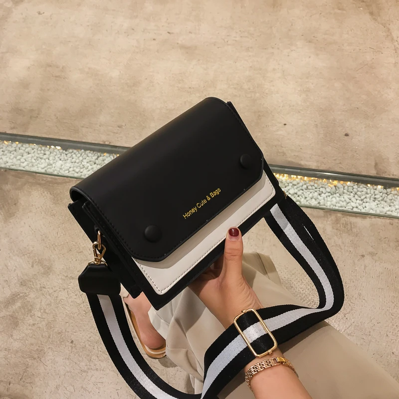 

2019 New Arrival Cute Korean Version Contrast Fashion Shoulder Bag