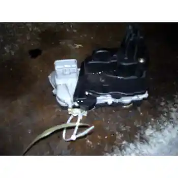 

1010756 lock Right Front Door Peugeot 307 (s1) Xs