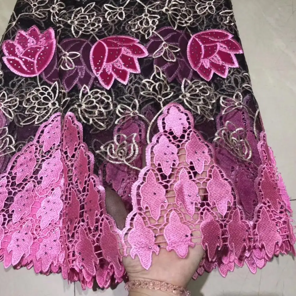 

Luxurious PINK Color Handcut French Velvet Lace Fabric 2019 Embroidered Nigerian French Tulle Mix Velvet Lace Fabric With Stone