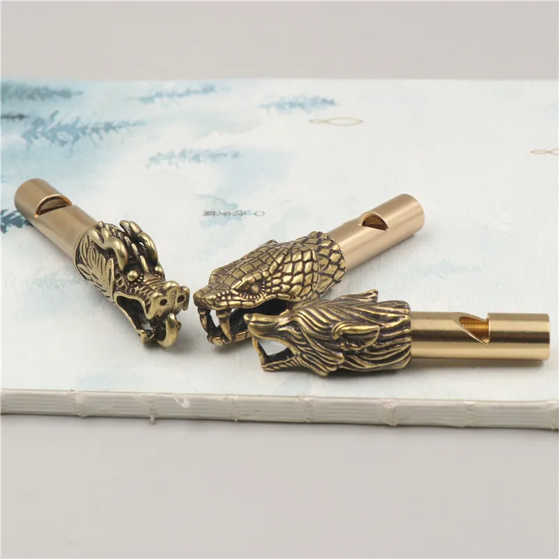 Whistle Toys Copper Wild Boar Rhino Eagle Boa Lion Wolf Kirin Lizard Keychain Pendants Outdoor Referee Whistle Vintage Wild Survival Whistles