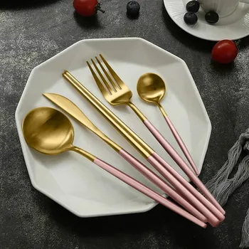 

Nordic 304 Tainless Tableware Eco Friendly Kitchen Golden Western Steak Knife Fork Spoon Cutlery Set Talheres Dinnerware DA60CJ