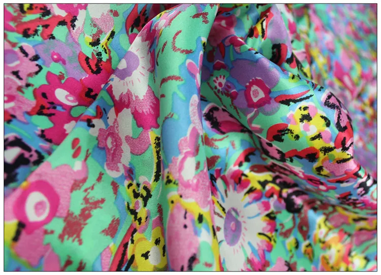 Шелковые ткани для платьев блузки шарфы Одежда метр чистый шелк атлас Шармез 16 мельница зеленый цветочный принт высокого класса