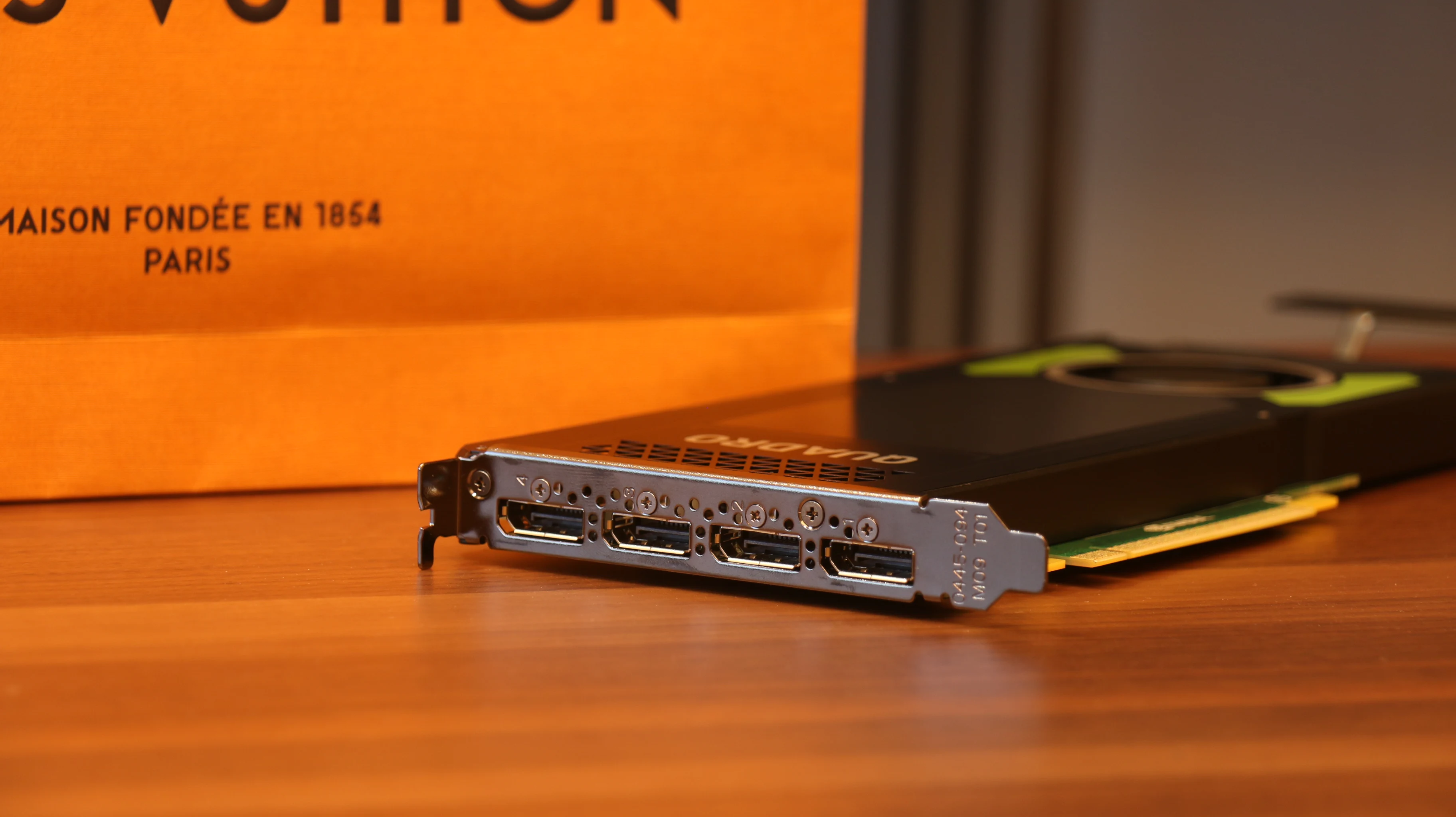 NVIDIA QUADRO M4000 8GB GDDR5  PCI Express x16 818867-001 M9X58A/Without graphics card tail board