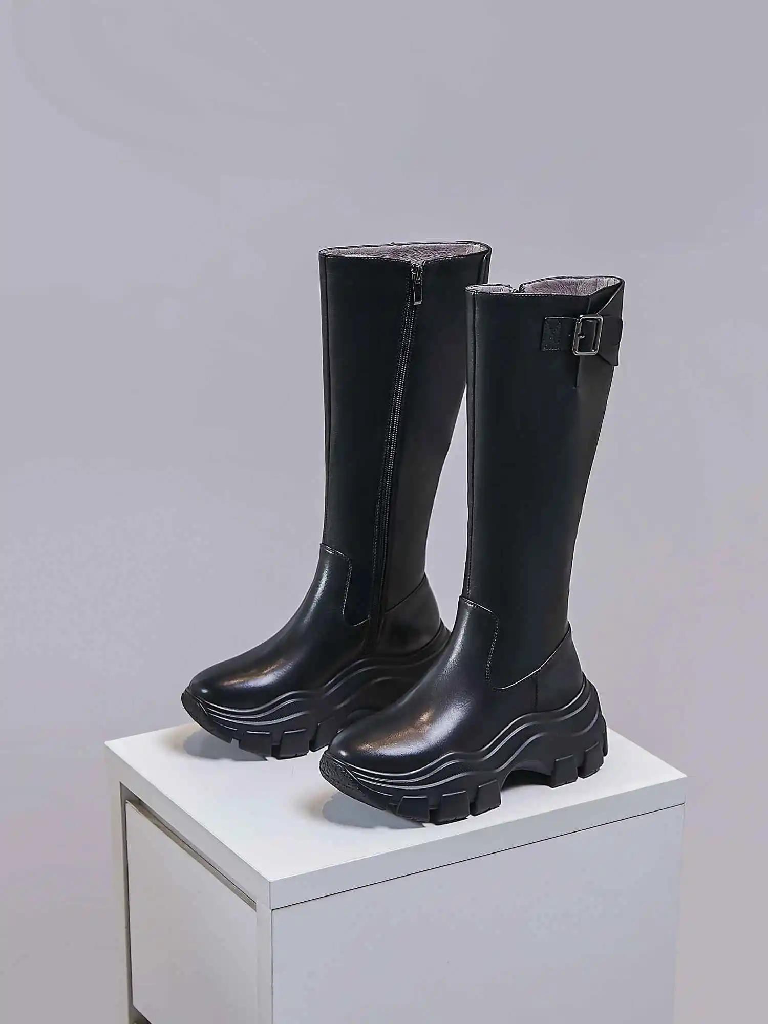Botas mujer; обувь на высоком каблуке; женские мотоциклетные ботинки из коровьей кожи на толстой подошве; металлические застежки-пряжки сохраняющие тепло сапоги