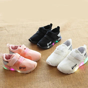 

Unisex Kids LED Luminous Sneakers Spring Autumn Breathable Mesh Casual Shoes Toddler Sport Running Baby Shoes