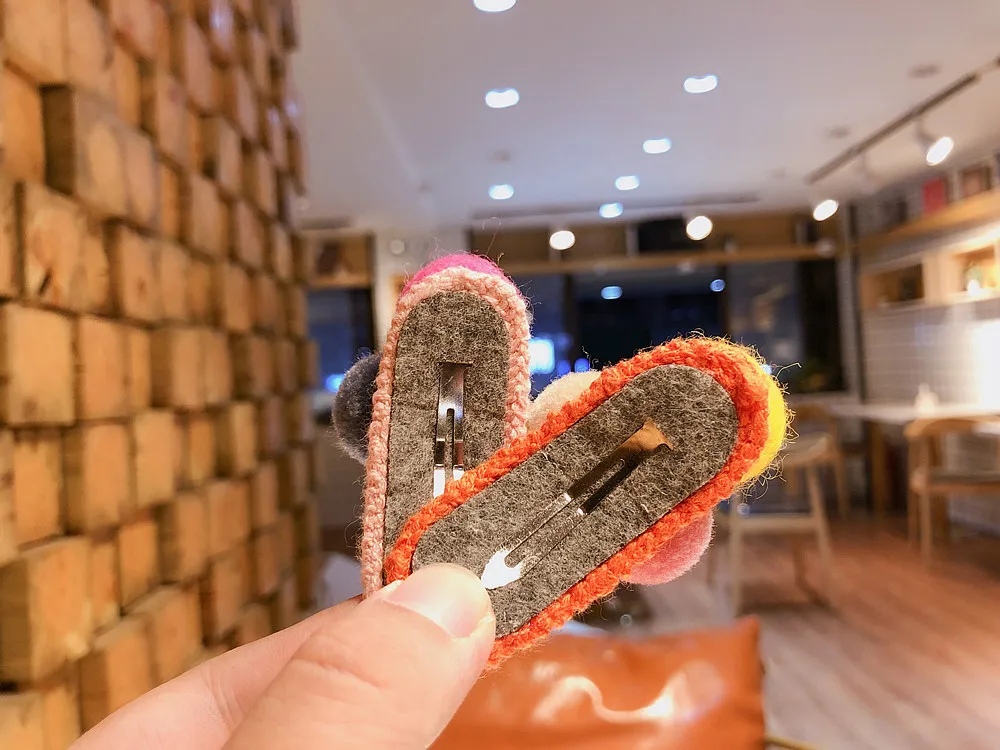 12100270328_1821046090