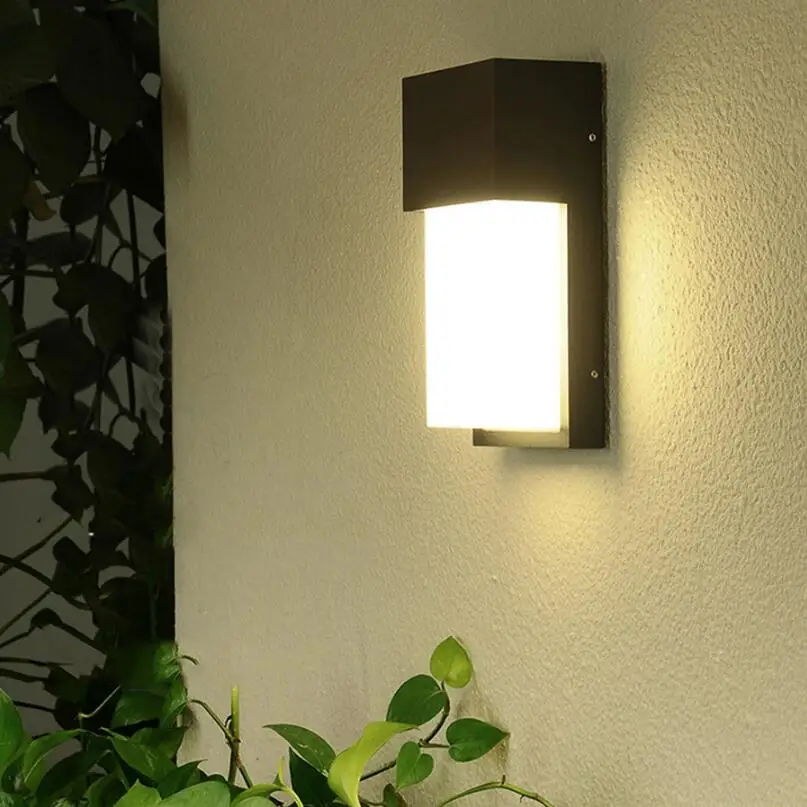 

ONDENN 12W PIR Motion Sensor Outdoor LED Wall Porch Light Courtyard Garden Aisle Corridor Villa Balcony LED Wall Light