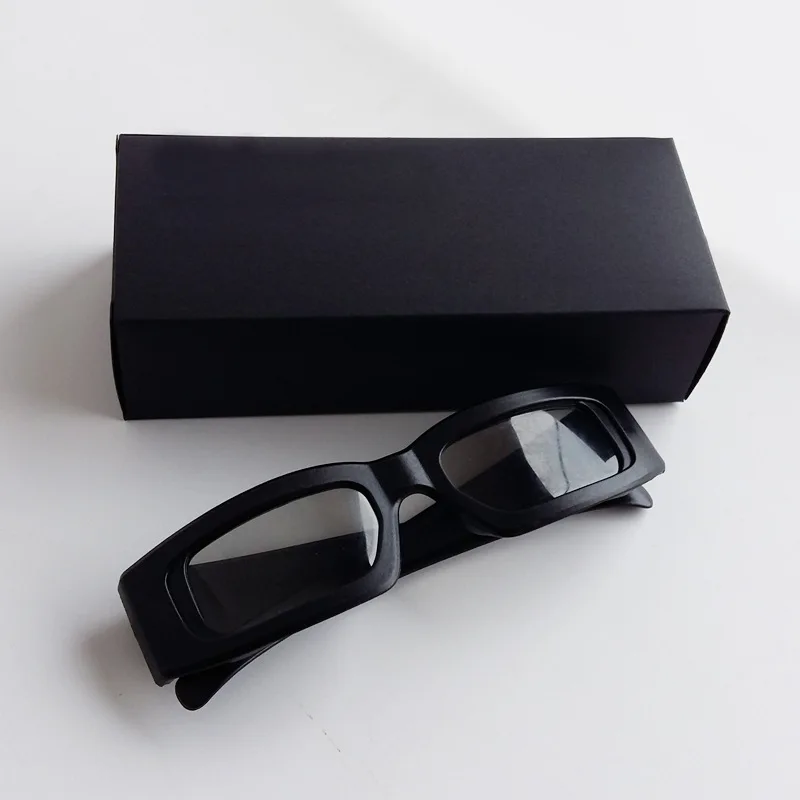 11295863195_554935557