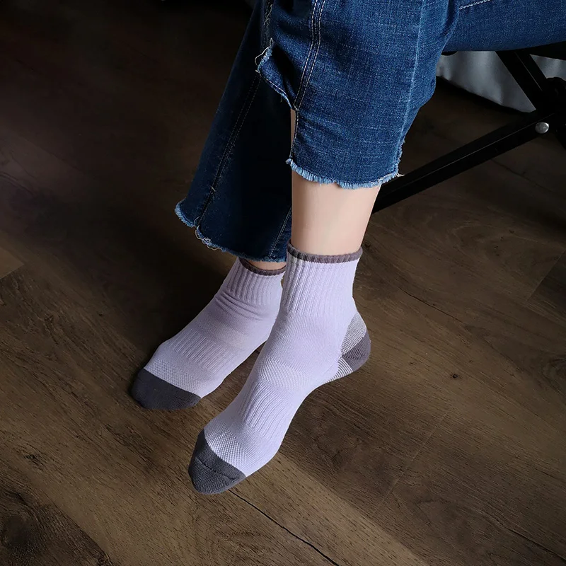 LIONZONE/1 пара, милые носки в стиле Харадзюку ярких цветов, повседневные женские короткие носки, модные однотонные простые носки для девочек