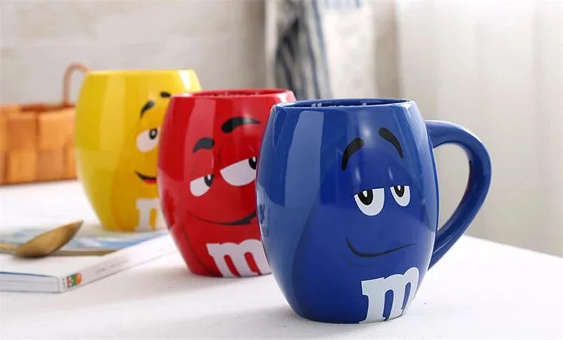 M& M кофейная чашка в зернах, молочная чашка y, мультяшная чашка с милым выражением, фирменные навальные напитки, рождественский подарок, креативная мультяшная чашка