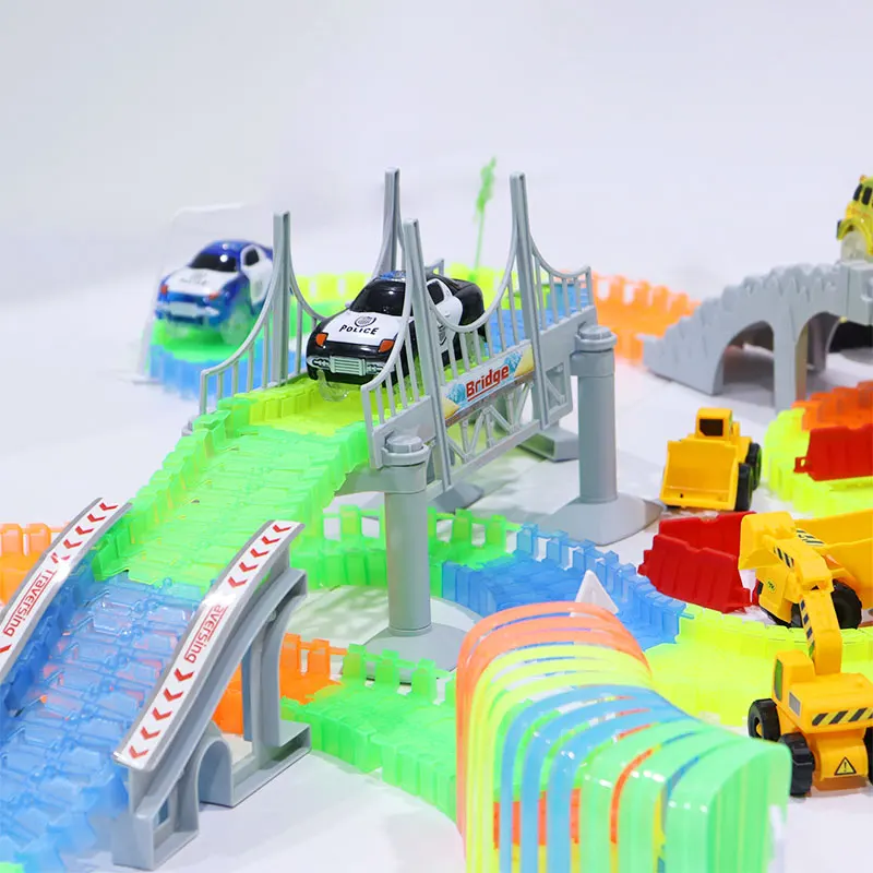 Diy Plastic Racing Track Toy with Glowing Cars