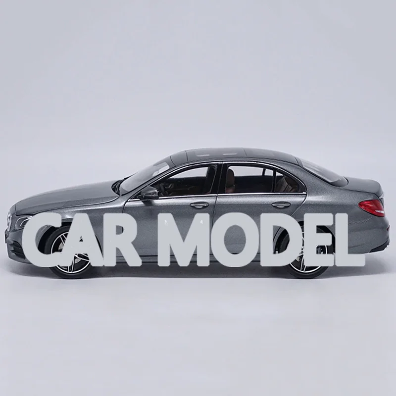 1:18 игрушечные автомобили из сплава E300 300L модель автомобиля детские оригинальные