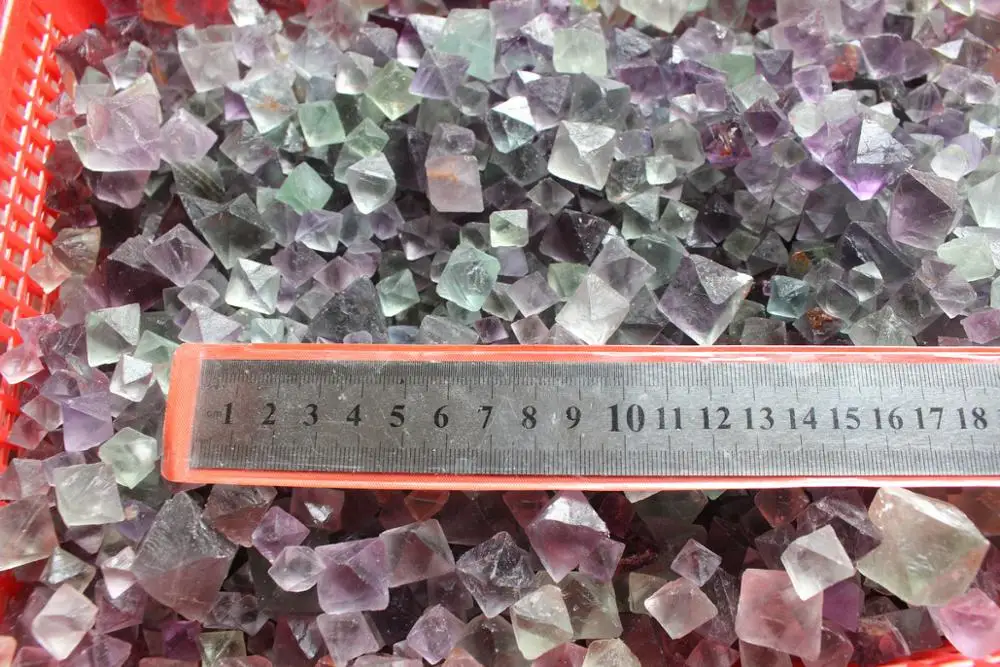 1LB Природный Флюорит октеэдроны Кристальные драгоценные камни дисплей минеральные образцы Китай