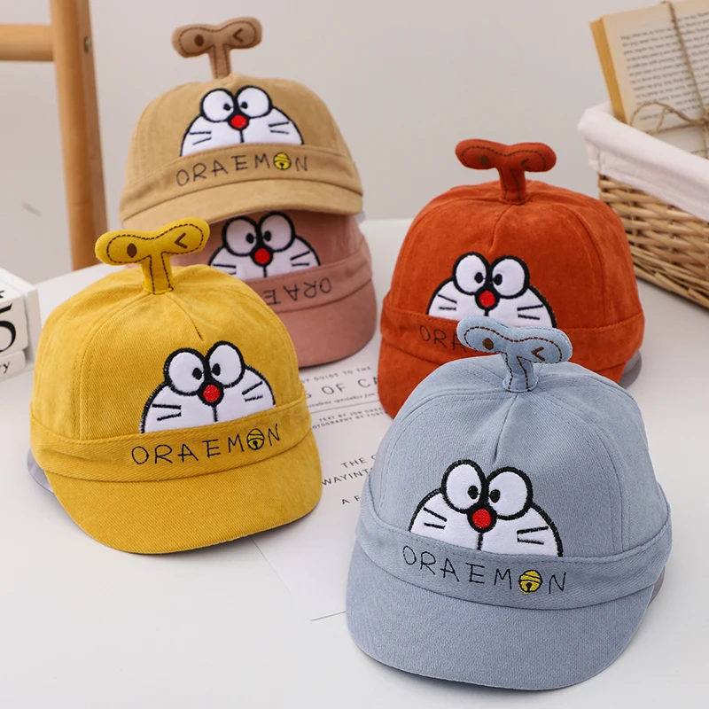 Детские шапки для малышей милые Doraemon маленьких девочек ветрозащитные весенние