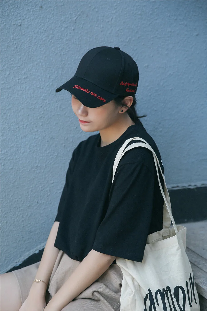 New Fashion Black Hat Women Korean Couple Hip Hop Baseball Caps Men Sun Hat Student Cap Gorra Hombre Snapback Embroidery 2020    (6)