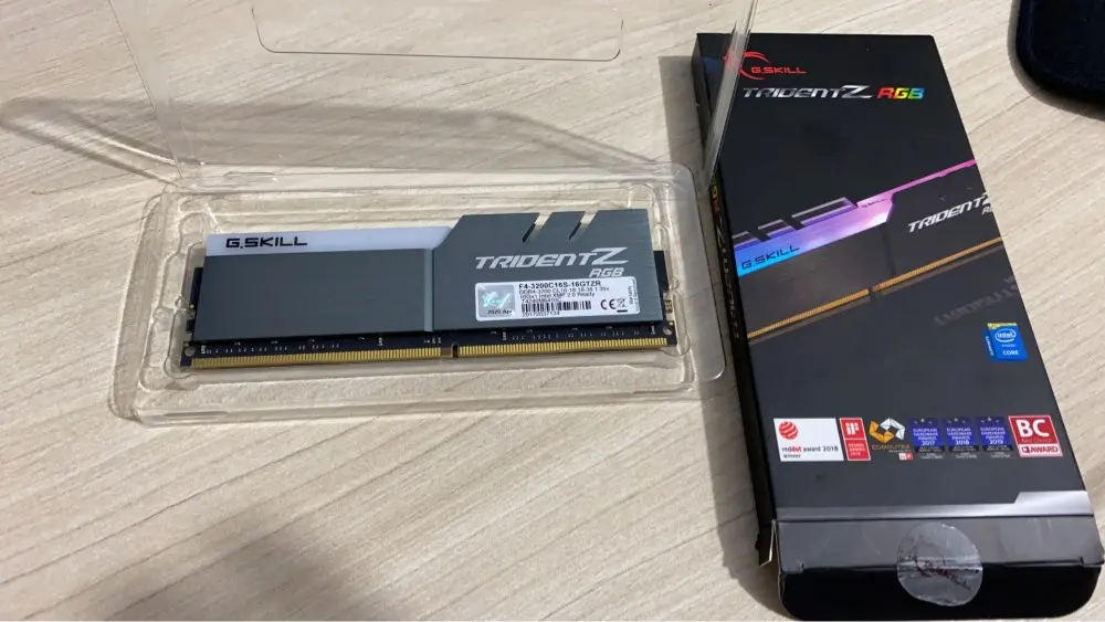 G.Skill Trident Z RGB PC RAM Memoria Module New l DDR4 memory PC4 8GB 16GB 3200 Mhz 3000Mhz Настольный 8G 16G 3000 MHZ DIMM |