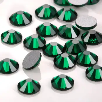 

Deep Green Multicolor Crystal Glass Nail Art Rhinestones Nails Diamonds Gems Charms Jewelry Accessories Nails Decorations