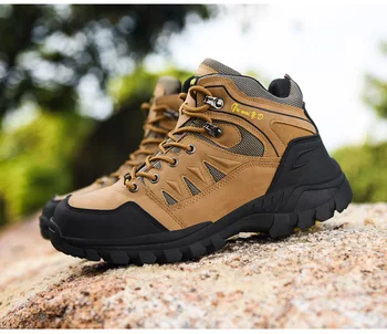 

2019 New Hot Men Comfortable Non-Slip Hiking Shoes Leather Sneakers Men woman Breathable Hiking Boots Big Size 39-46