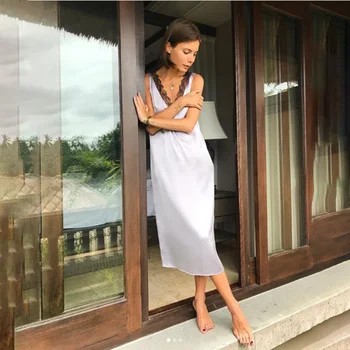 

Sexy Lace Patchwork Satin Dress Women Sleeveless Vest Front and Back Deep V Neck Party Dress 2020 Fashion Midi Elegant Dresses